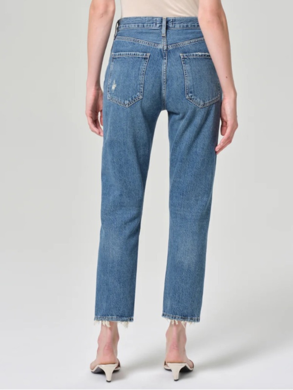 Agolde Riley Crop Jeans - Picture 2 of 8